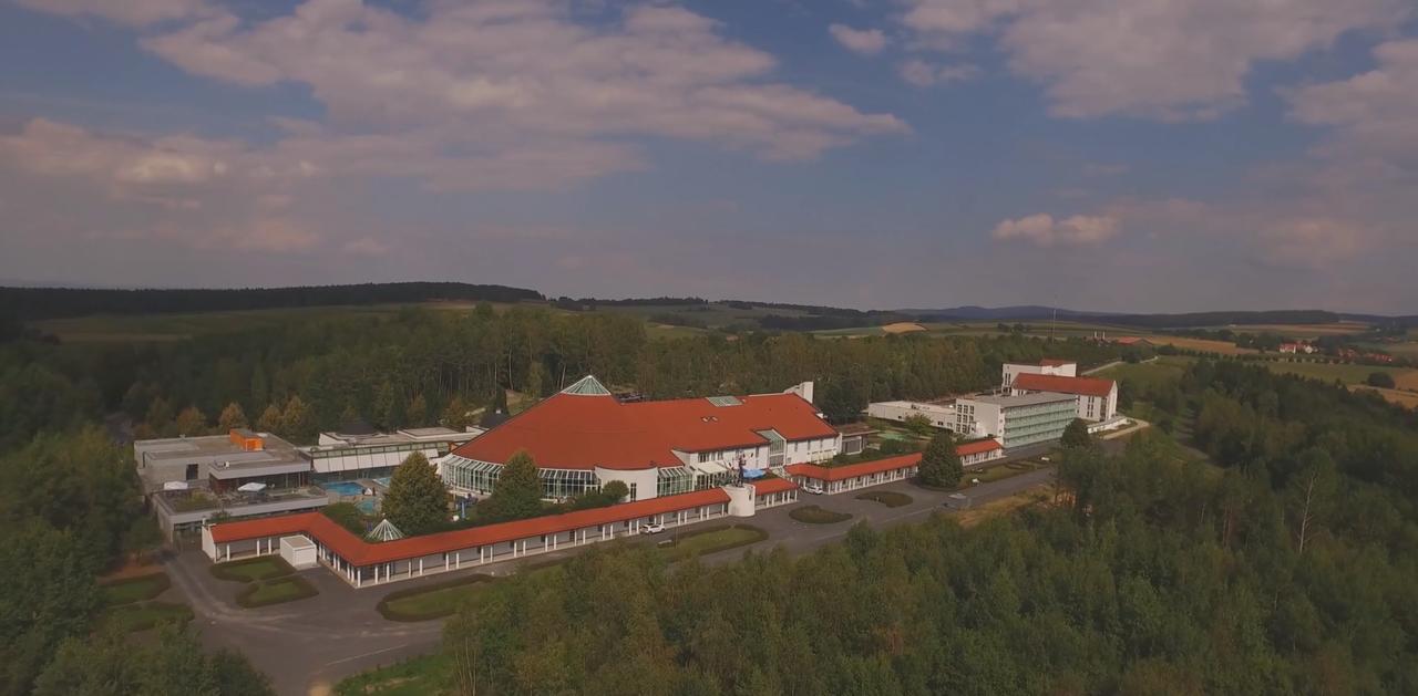 Pyramide Sibyllenbad Hotel Neualbenreuth